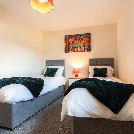 Best Price! 2 Bed City Centre - 4 Single Beds Or 2 Super King, Smart Tvs, Sofa Bed & Free Secure Parking Southampton Buitenkant foto